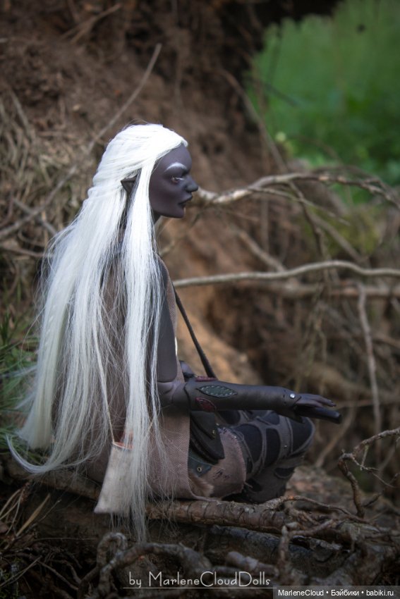 Дроу-разведчица Мэйвисскиира (Maywysskiira)