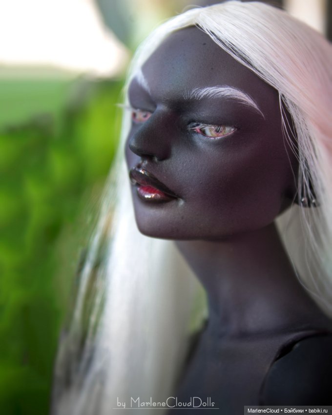 Дроу-разведчица Мэйвисскиира (Maywysskiira)