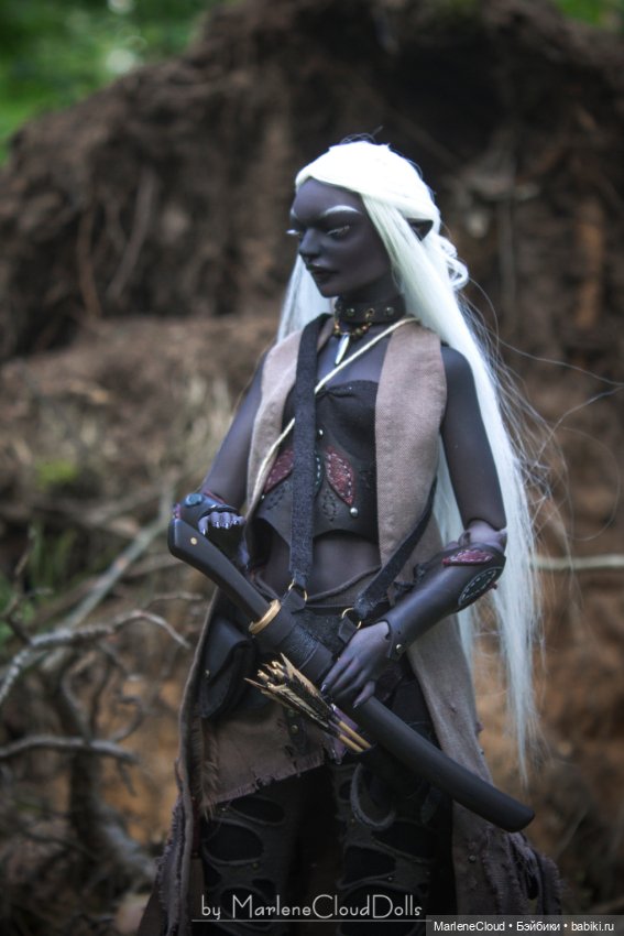 Дроу-разведчица Мэйвисскиира (Maywysskiira)