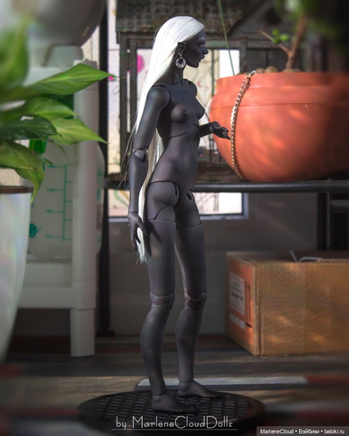 Дроу-разведчица Мэйвисскиира (Maywysskiira)