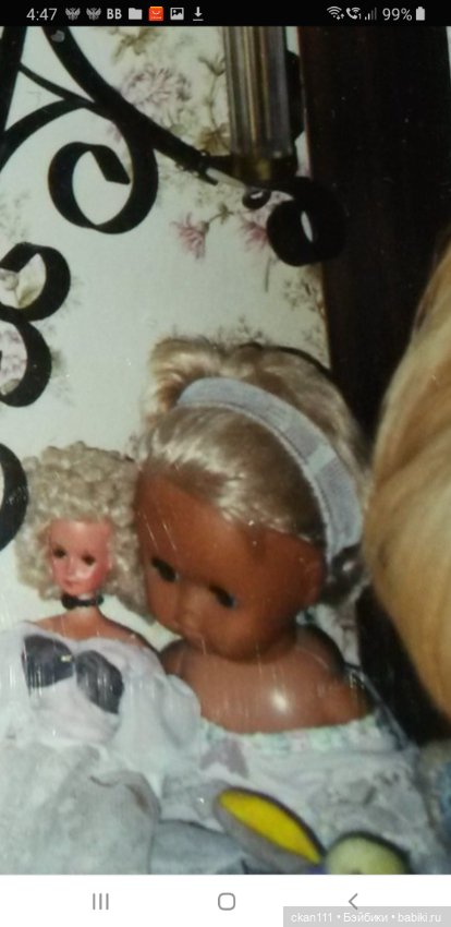 Помогите пожалуйста опознать обоих куколок