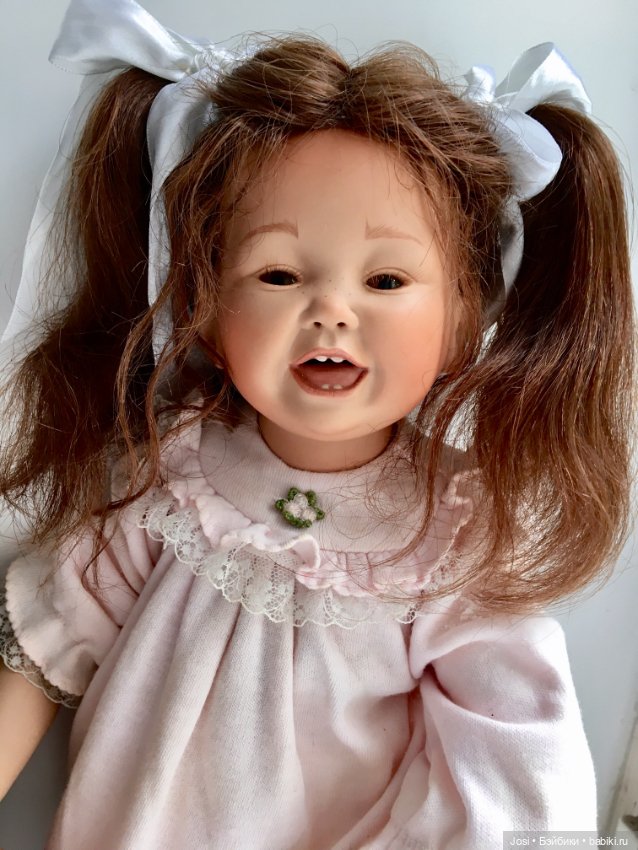 Безудержное веселье с Maxi от U.E.Korinth