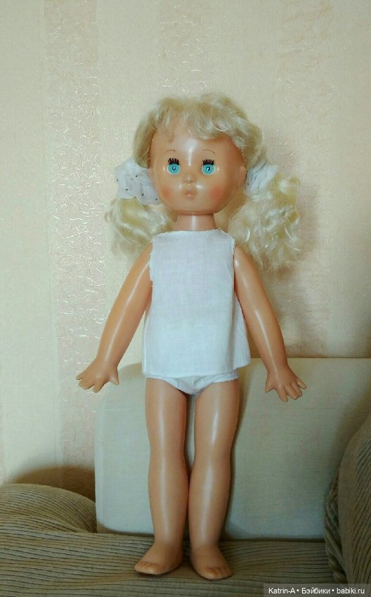 Нашлась куколка, прошу подсказки, кто она