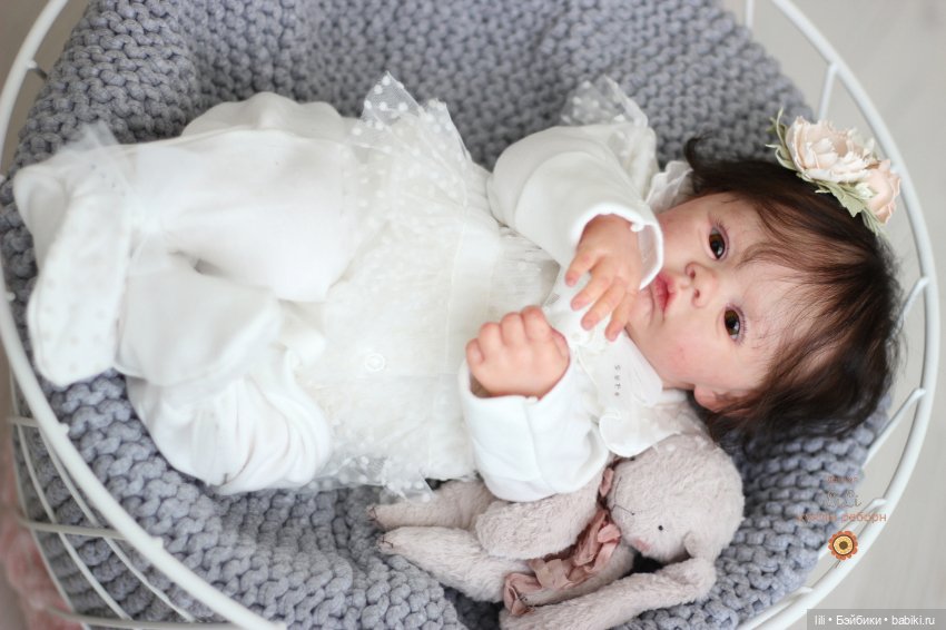 Малышка Мидоу в других нарядах