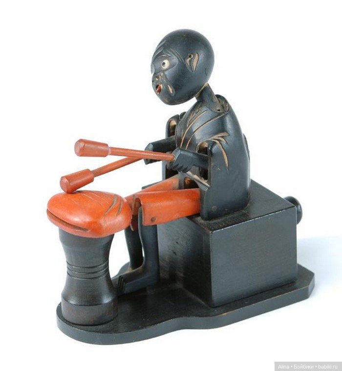 Kobe dolls - механические деревянные игрушки