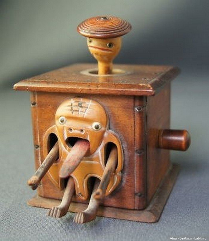 Kobe dolls - механические деревянные игрушки