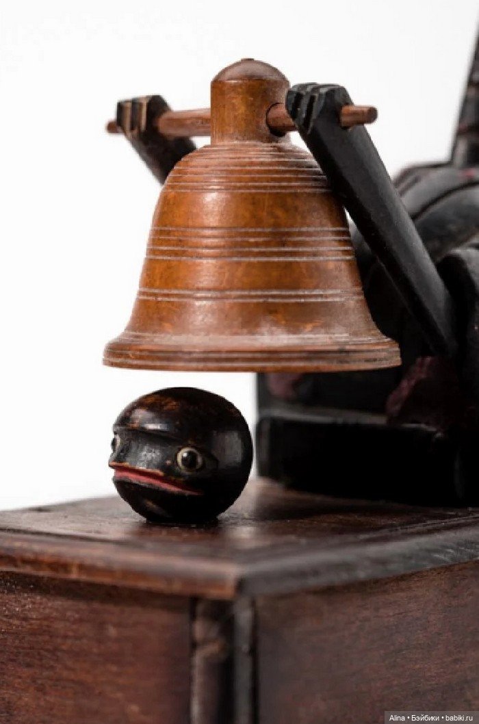 Kobe dolls - механические деревянные игрушки (фото 9)