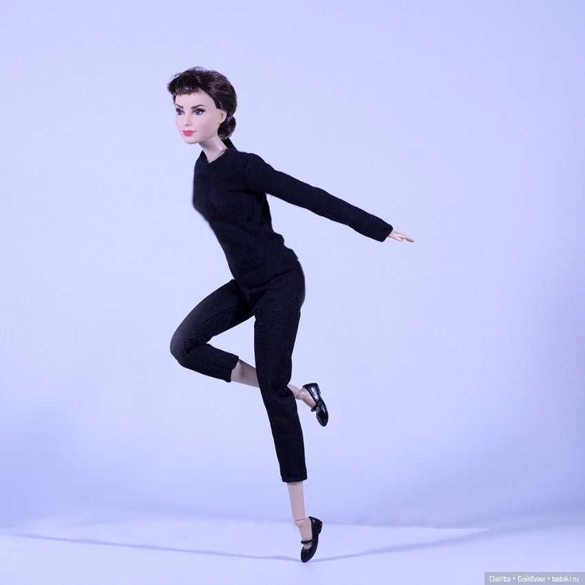 Знаменитая фотоссия Одри Хепберн (фото 5)