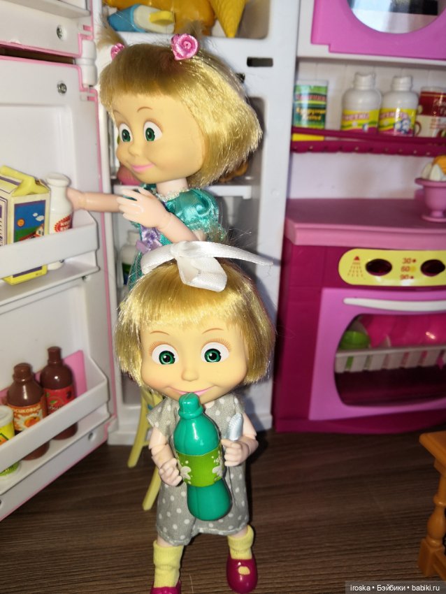 Машеньки — Куклы Маша и Медведь (Simba): Маша в кармашке