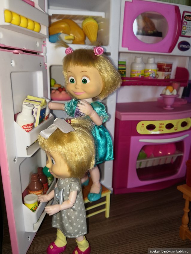 Машеньки — Куклы Маша и Медведь (Simba): Маша в кармашке (фото 10)