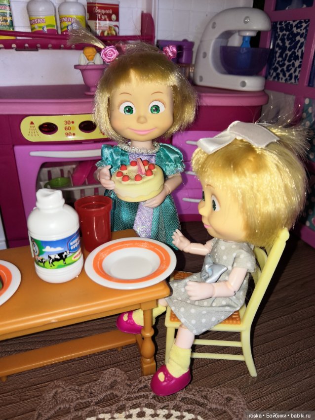 Машеньки — Куклы Маша и Медведь (Simba): Маша в кармашке (фото 5)