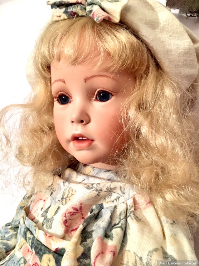 Белокурая и синеглазая Shay 85см молд Donna Rubert