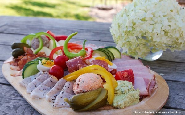 "Штирийская" Тоскана и кидзик на прогулке