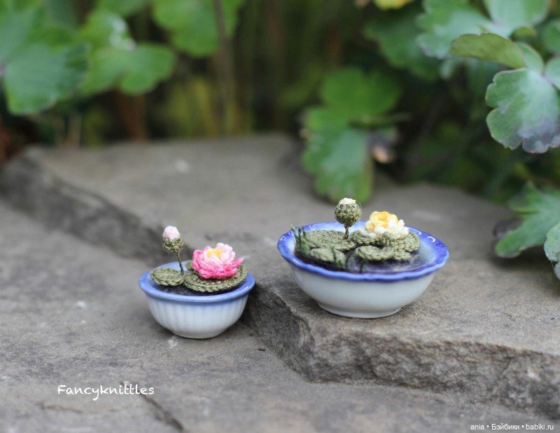 Вязанная миниатюра от FancyKnittle (фото 9)