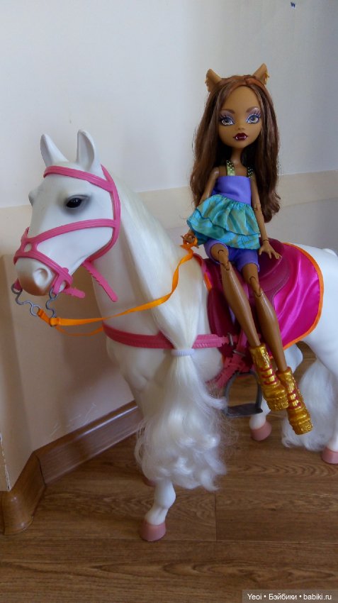 Клодин Вульф кукла 42 см, Монстер Хай. Серия Страшно огромные