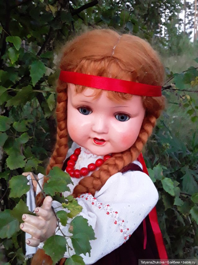 "Есть в летнем воздухе, под вечер зовущий выйти аромат…"