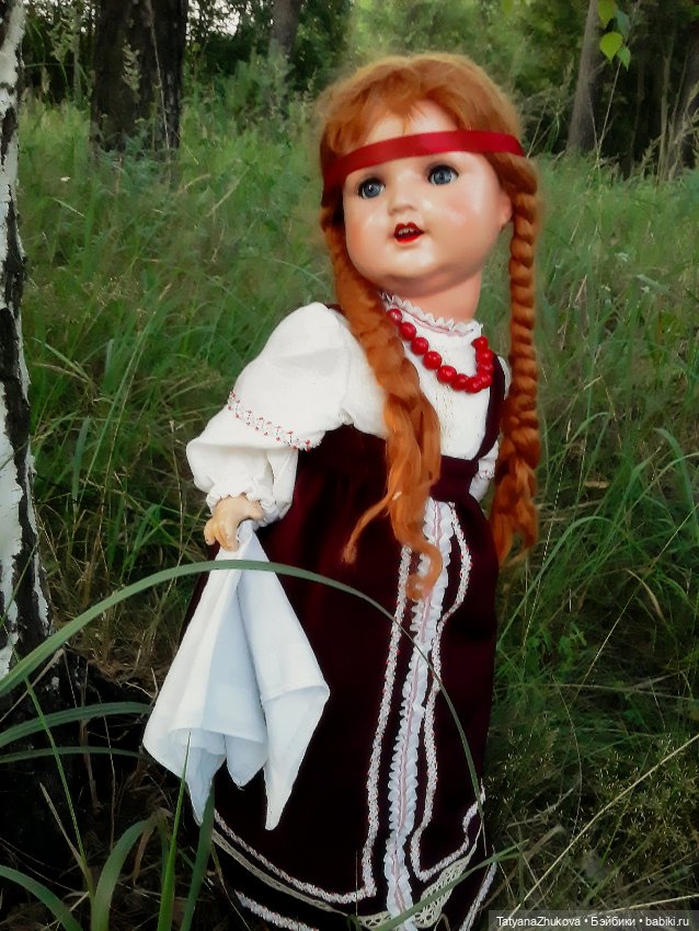 "Есть в летнем воздухе, под вечер зовущий выйти аромат…"