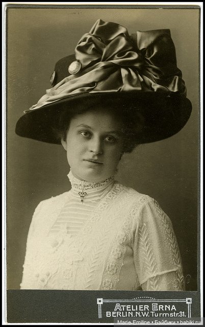 Дамские шляпки — Всё об антикварных куклах: история