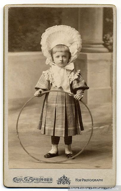 Дамские шляпки — Всё об антикварных куклах: история