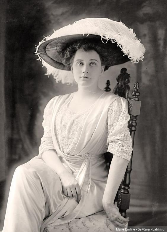 Дамские шляпки — Всё об антикварных куклах: история