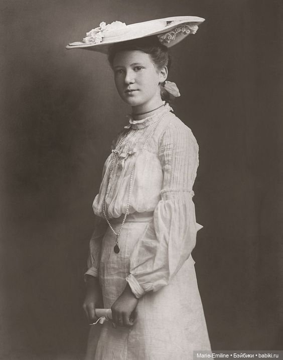 Дамские шляпки — Всё об антикварных куклах: история