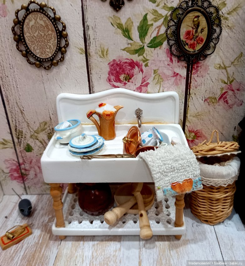 Маленький хаос на крошечной кухне