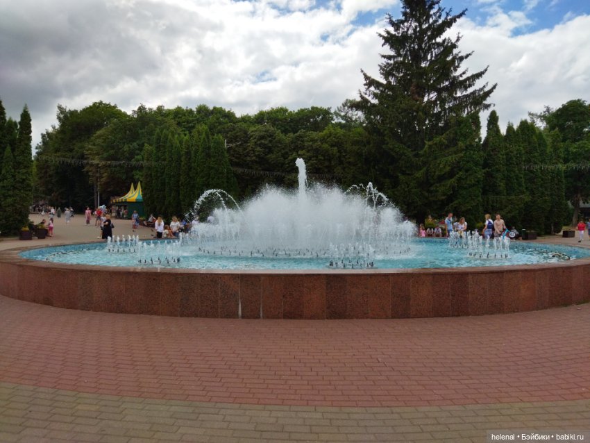 Прогулка по Центральному парку в городе Туле