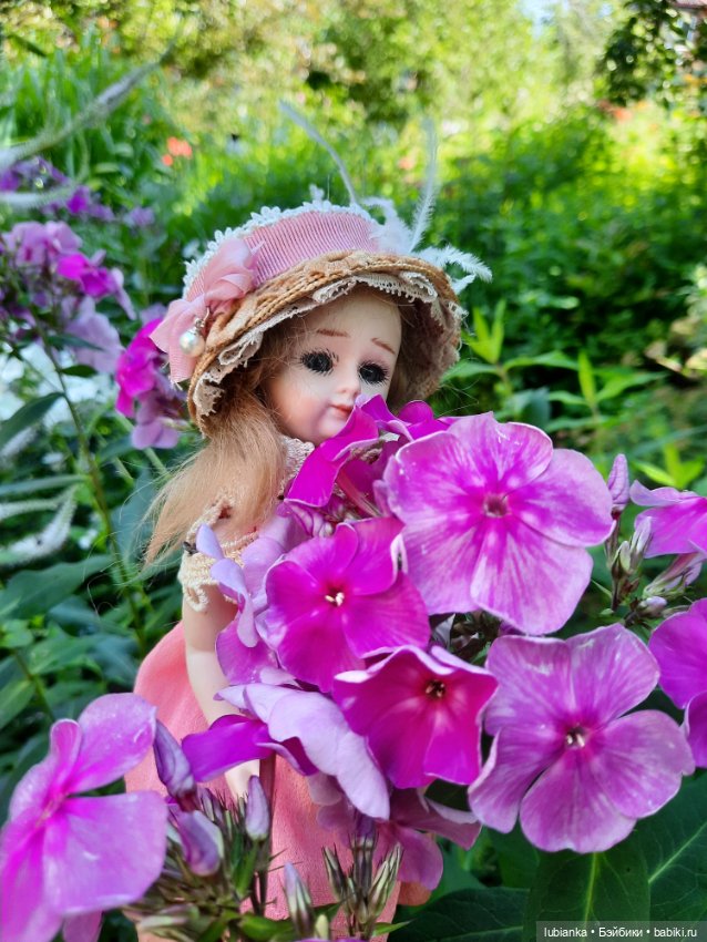 Она прекраснее цветов — Редкие антикварные куклы и реплики: воск (фото 7)