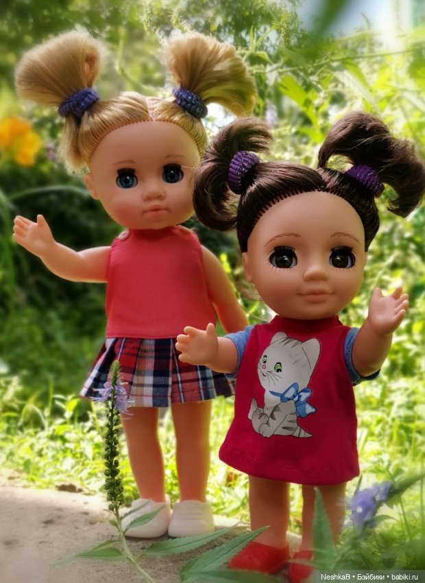 Соня подросла, а Ася стала маленькой