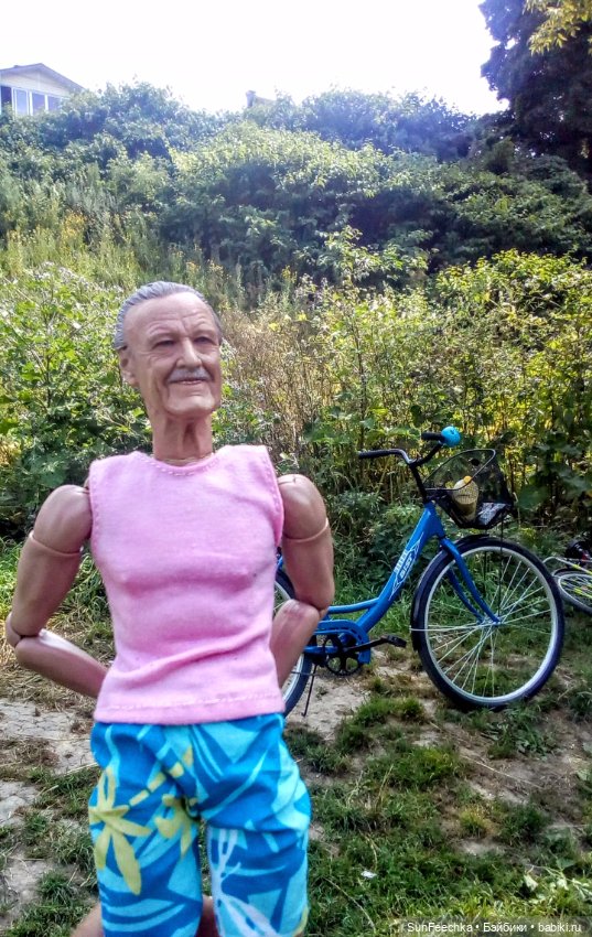 Матвей Сергеевич на конюшне