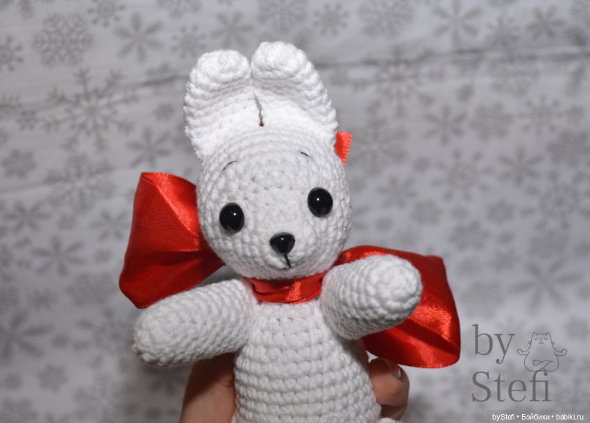 Зайчик из советского м/ф "Когда зажигаются ёлки"