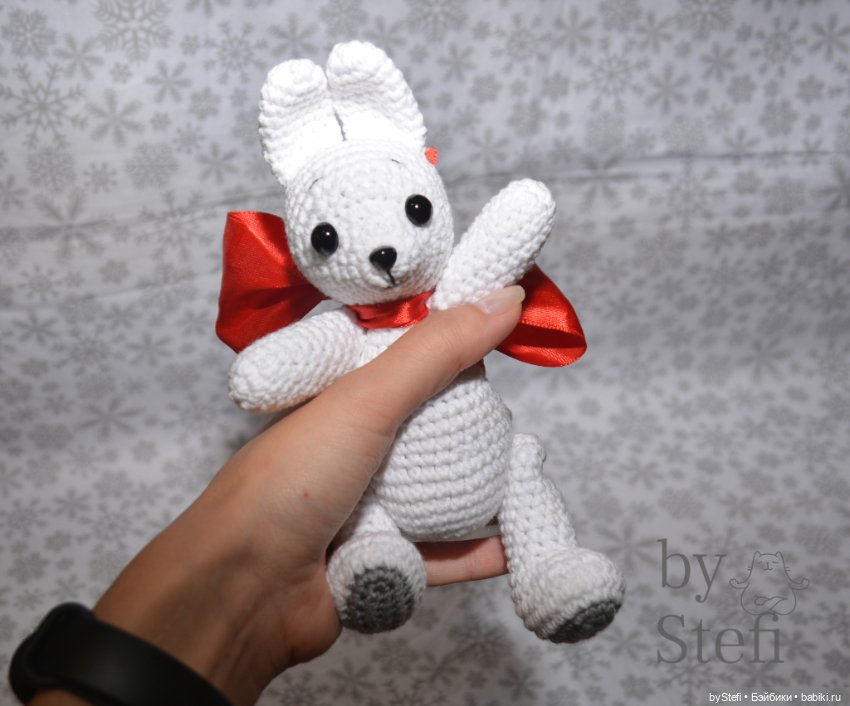 Зайчик из советского м/ф "Когда зажигаются ёлки"