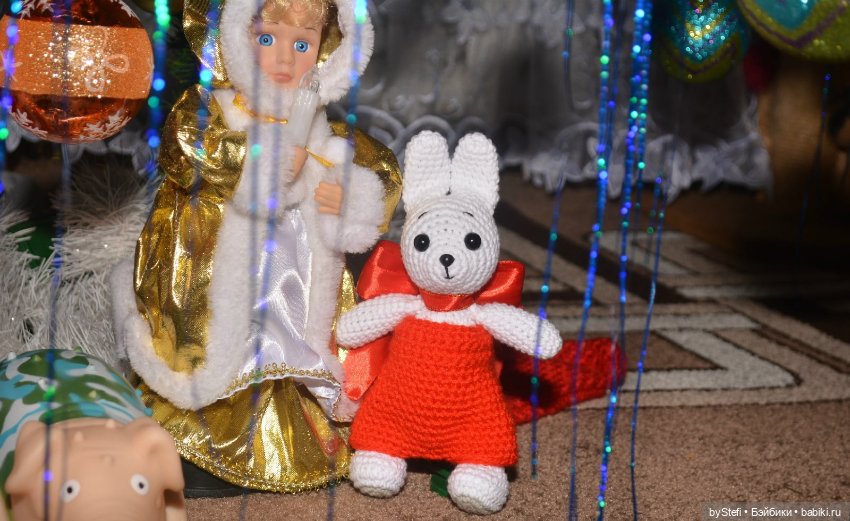 Зайчик из советского м/ф "Когда зажигаются ёлки"