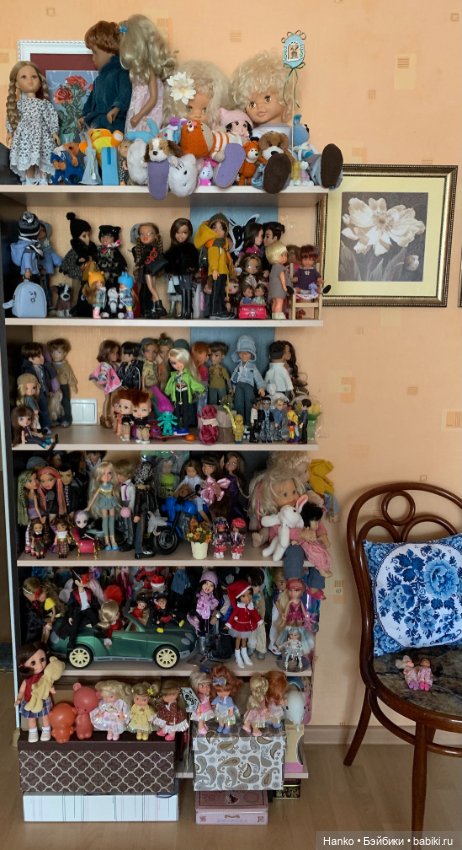 Одна полочка — Домашние коллекции кукол: фото собраний