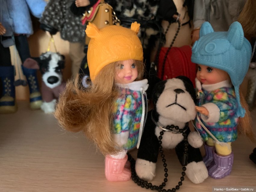Одна полочка — Домашние коллекции кукол: фото собраний (фото 9)