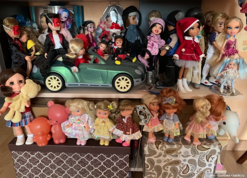 Одна полочка — Домашние коллекции кукол: фото собраний
