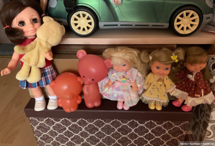 Одна полочка — Домашние коллекции кукол: фото собраний