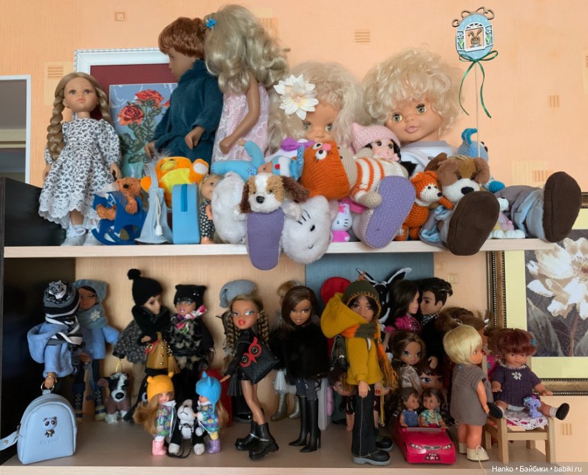 Одна полочка — Домашние коллекции кукол: фото собраний