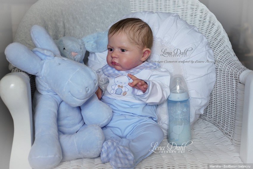 Cameron скульптора Laura Tuzio Ross, автор прототипа Lena Dahl