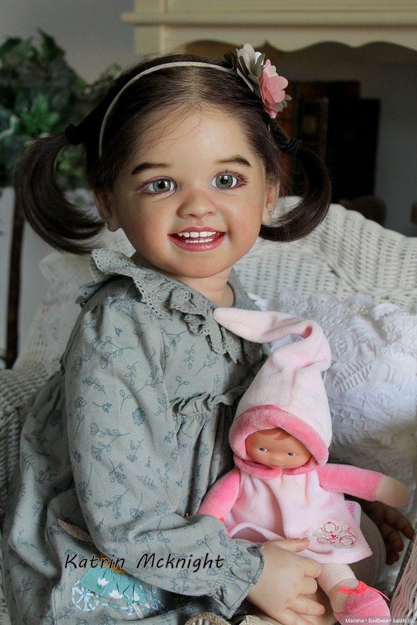 Shanthi скульптора Ping Lau, автор прототипа Katrin McKnight