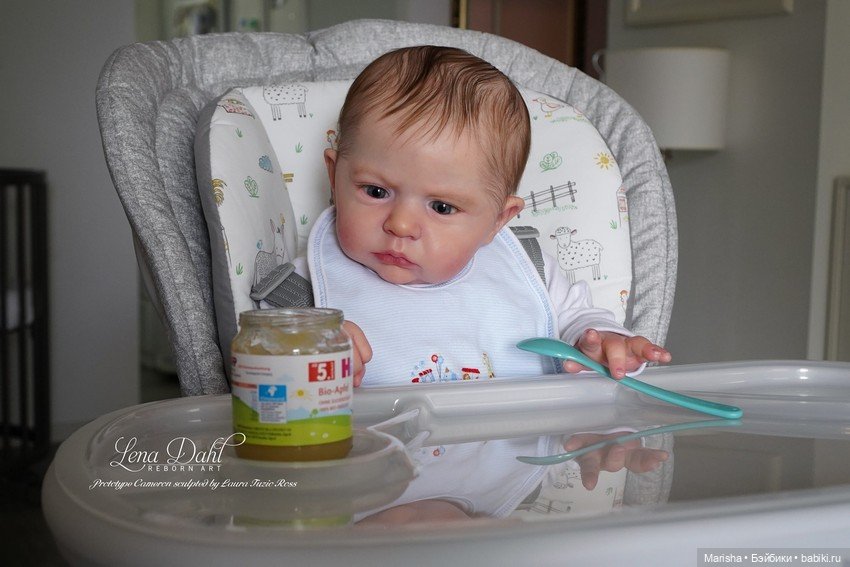 Cameron скульптора Laura Tuzio Ross, автор прототипа Lena Dahl