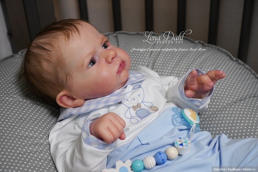 Cameron скульптора Laura Tuzio Ross, автор прототипа Lena Dahl