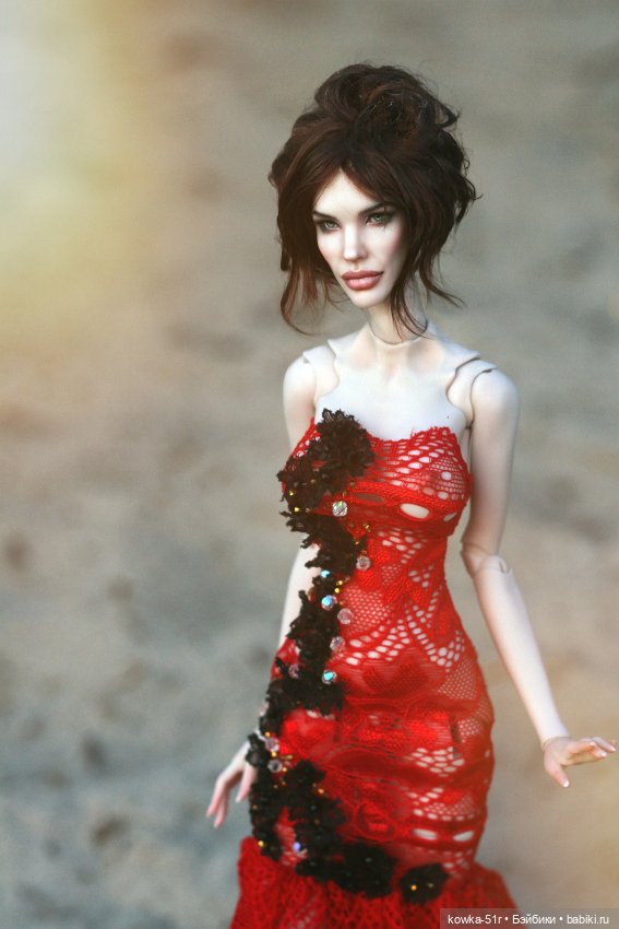 Лакшми блондинка или брюнетка (фото 8)