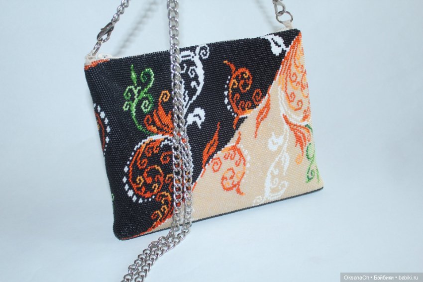 Шикарная сумочка из бисера (фото 8)