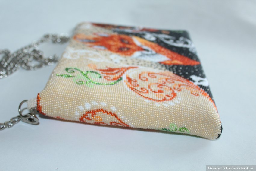 Шикарная сумочка из бисера (фото 9)