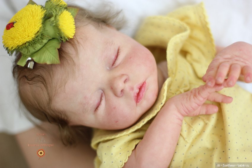 Малышка Делила в других нарядах