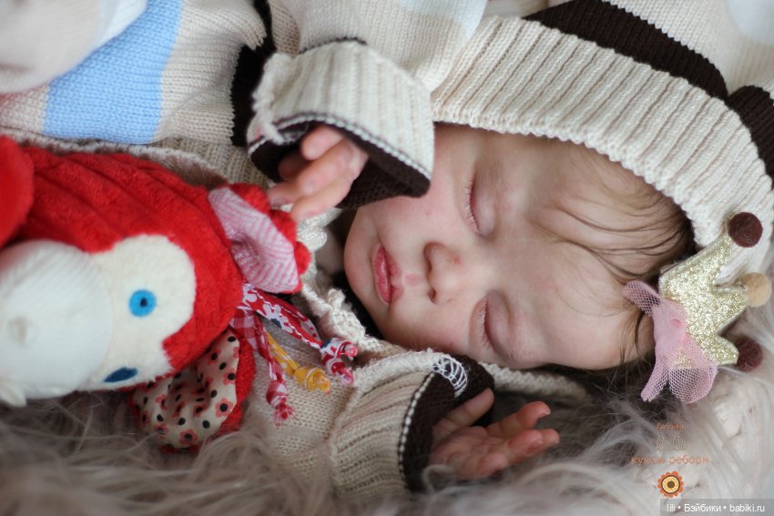 Малышка Делила в других нарядах