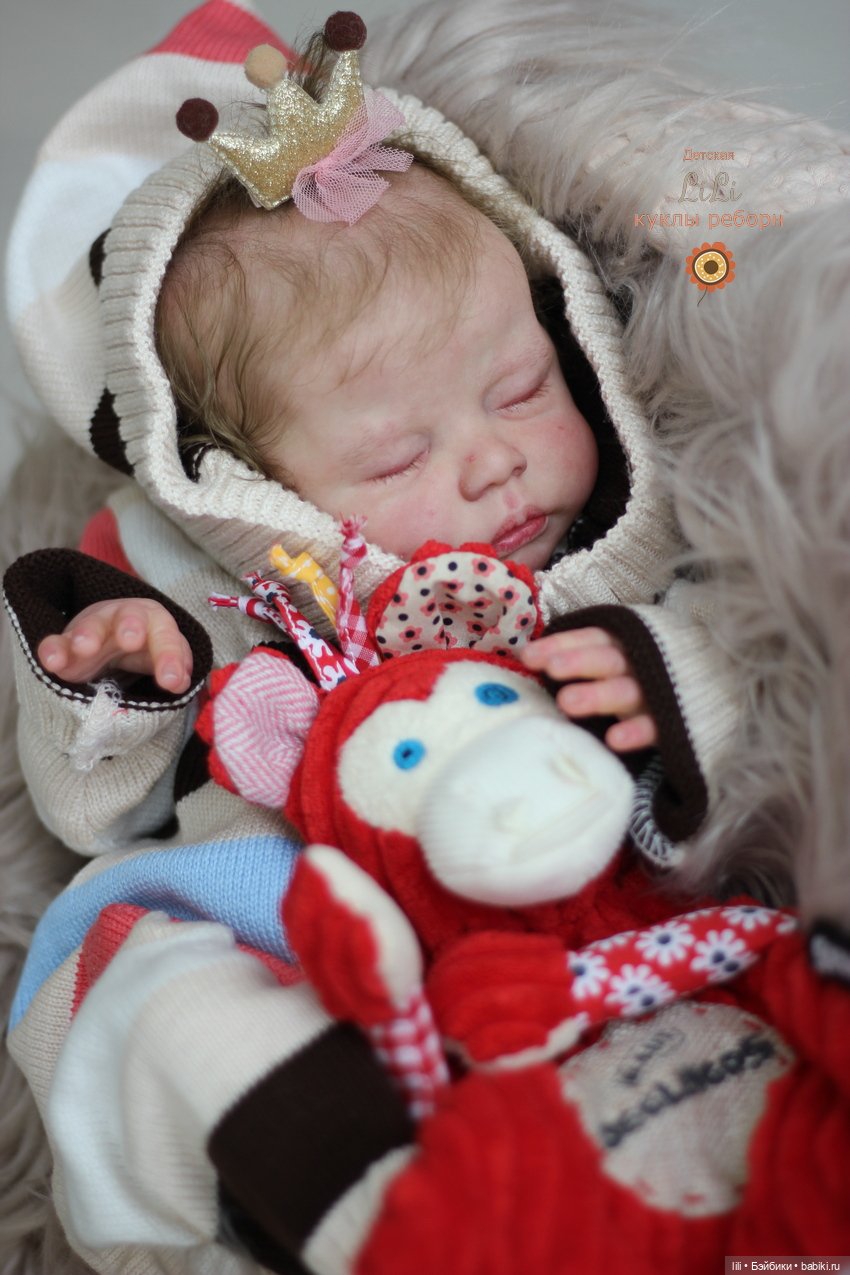 Малышка Делила в других нарядах
