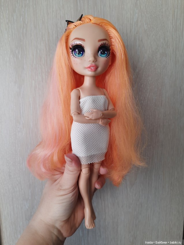 Неожиданная новая кукложительница. Rainbow High