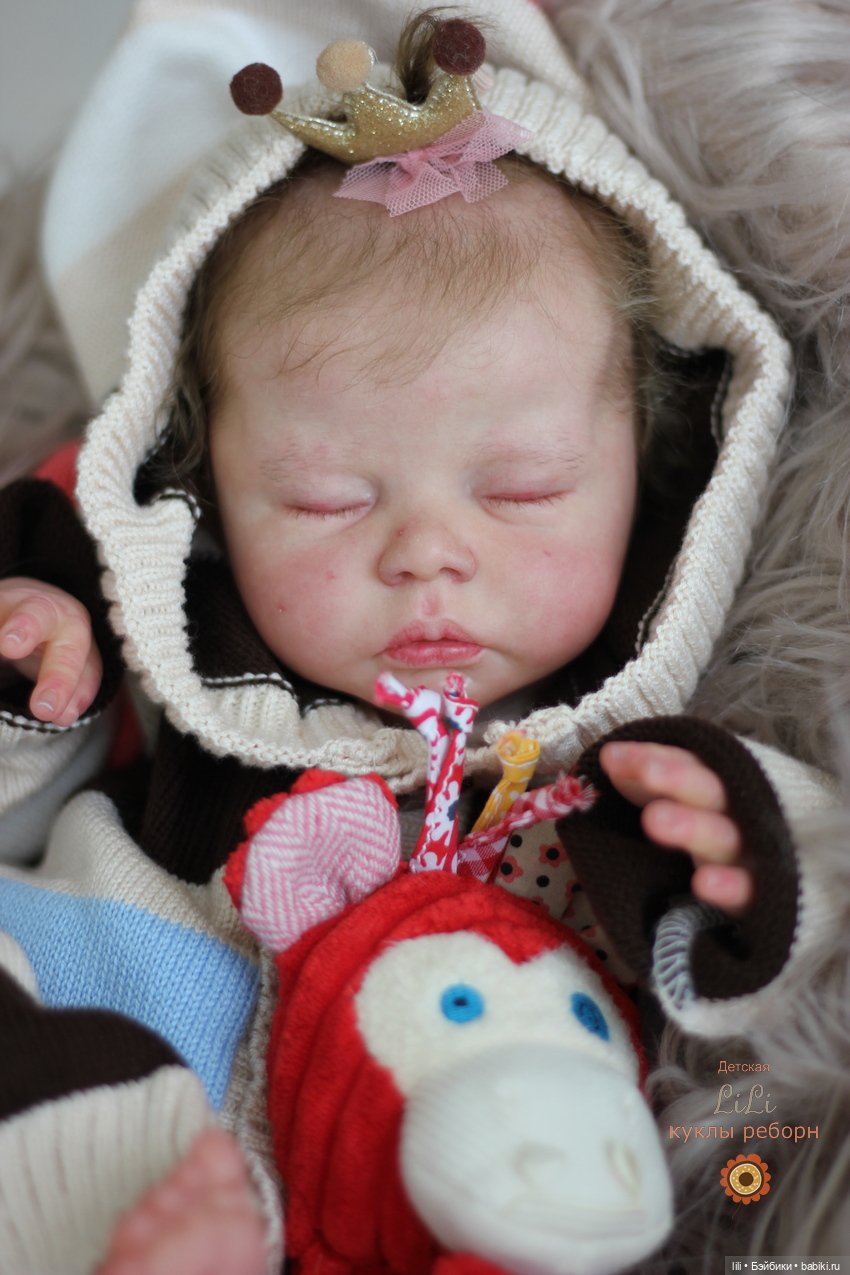 Малышка Делила в других нарядах